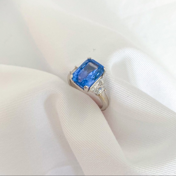Natural 4.77CT Blue Sapphire Ring with 0.81CT Trapezoid Diamonds 14K White Gold - Picture 3 of 9